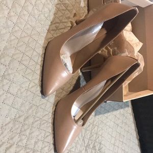 Shoe